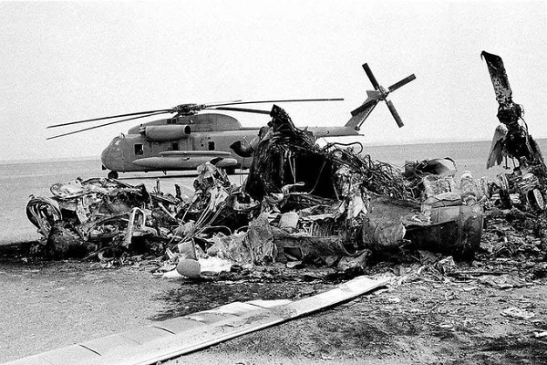 Aircraft wreckage from Operation Eagle Claw